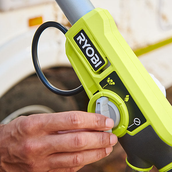 RYOBI ONE+ 18V Limpiador a Batería con Dispensador de Jabón, VERDE