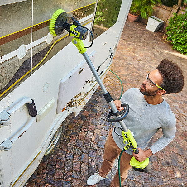 RYOBI ONE+ 18V Limpiador a Batería con Dispensador de Jabón, VERDE